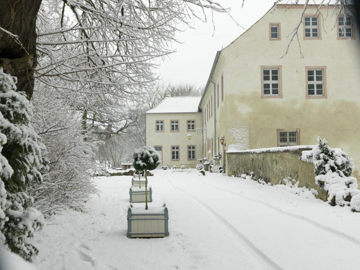 Event- Kultur & B&B Kunst Schloss Neuenhagen Uebernachten Im Denkmal Bad Freienwalde Luaran gambar